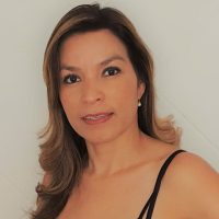 Selene-Scott-Pilates-Instructor-2-800x800